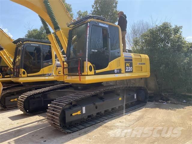 Komatsu PC 220-8 Pásové rýpadlá