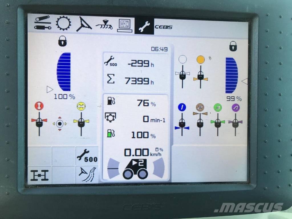 CLAAS XERION 4500 VC Traktory