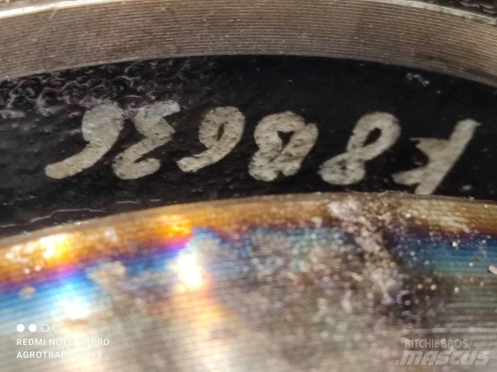 Genie GTH 2506 hub Nápravy