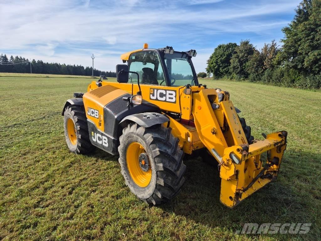 JCB 541-70 Teleskopické nakladače pre poľnohospodárstvo