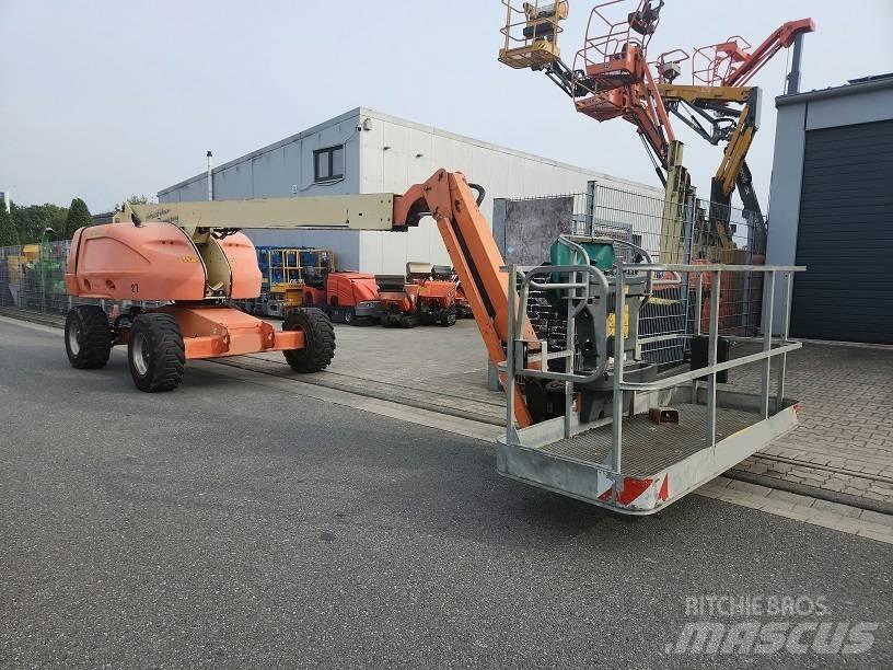 JLG 460 SJ Teleskopické plošiny