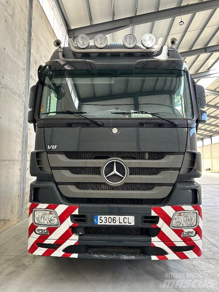 Mercedes-Benz 4165 S Ťahače