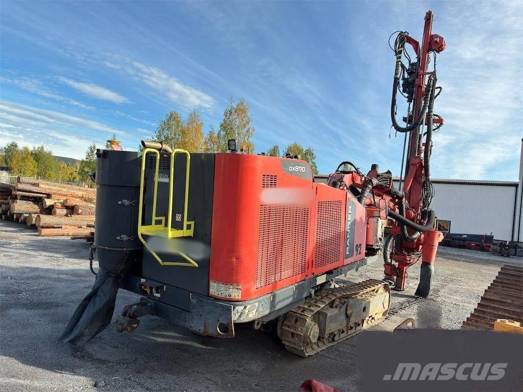 Sandvik DX800 Povrchové vrtné súpravy