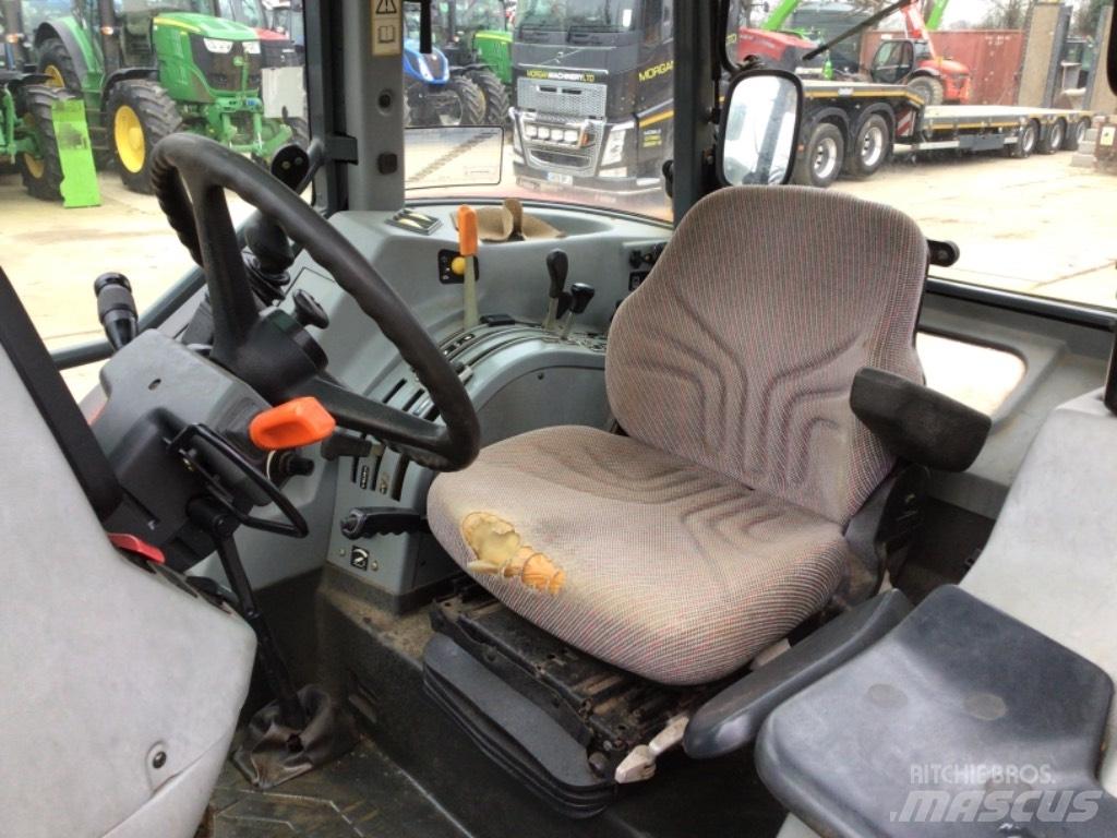 Massey Ferguson 4255 Traktory