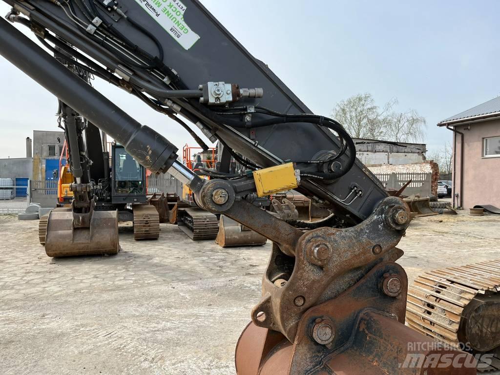 Volvo EC 220 E Pásové rýpadlá