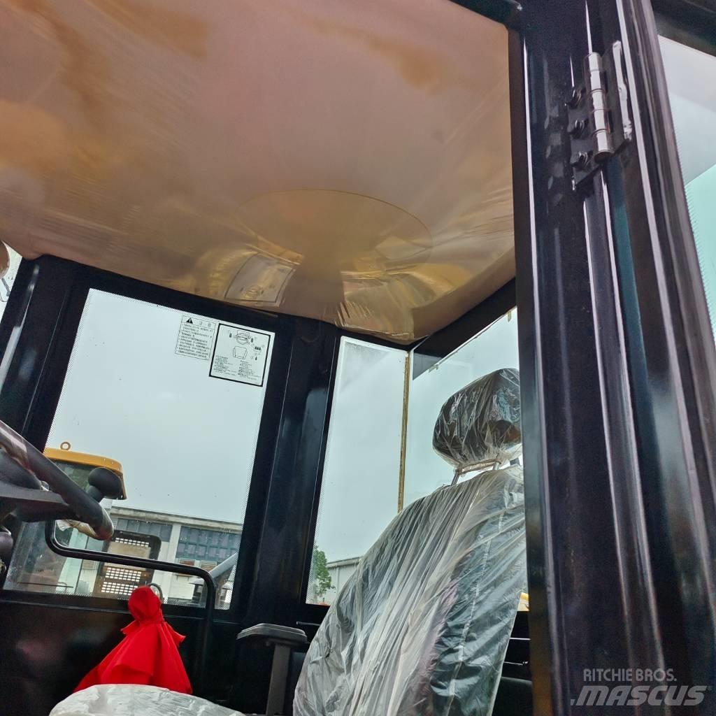 CAT 966H Kolesové nakladače