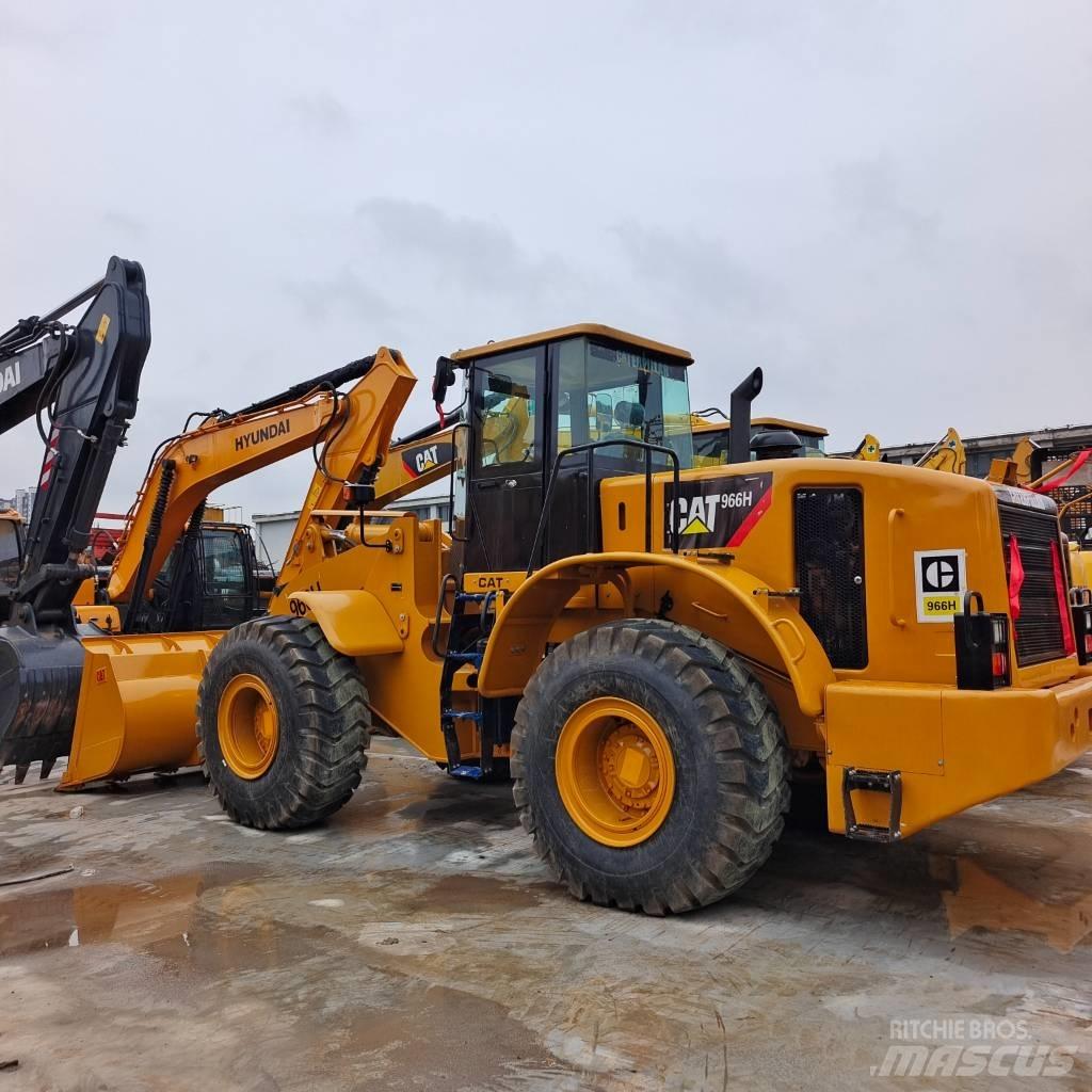 CAT 966H Kolesové nakladače