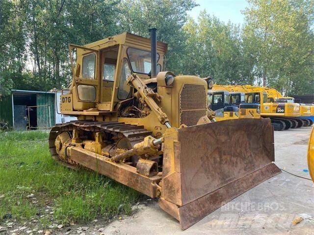 CAT D 7 G Pásové dozéry