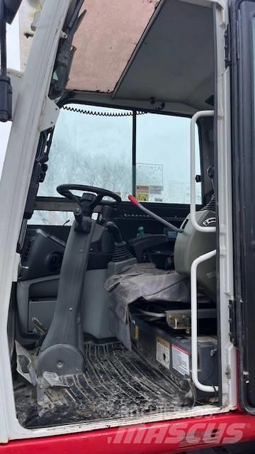 Takeuchi TB295W Kolesové rýpadlá