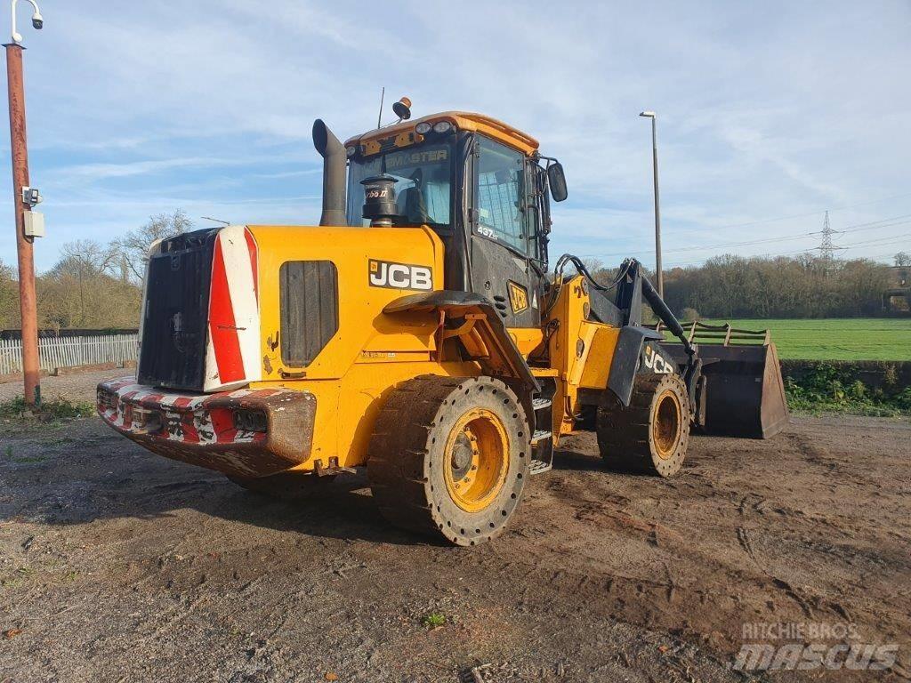 JCB 437 HT Kolesové nakladače