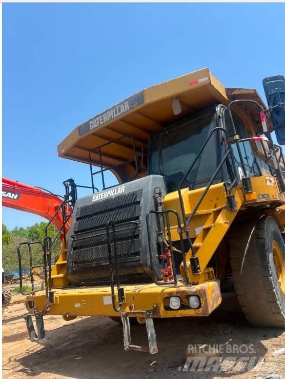 CAT 773 D Pevné dempry
