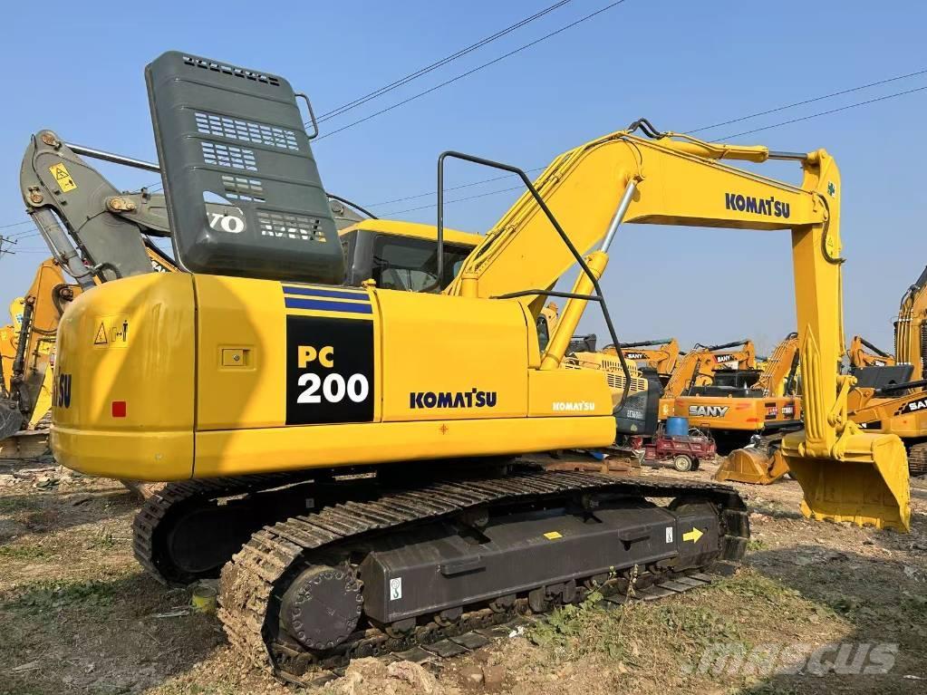 Komatsu PC 200 Pásové rýpadlá