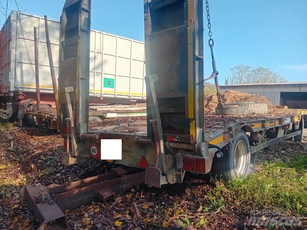 Bertoja Condor 200 Prívesy na prepravu automobilov