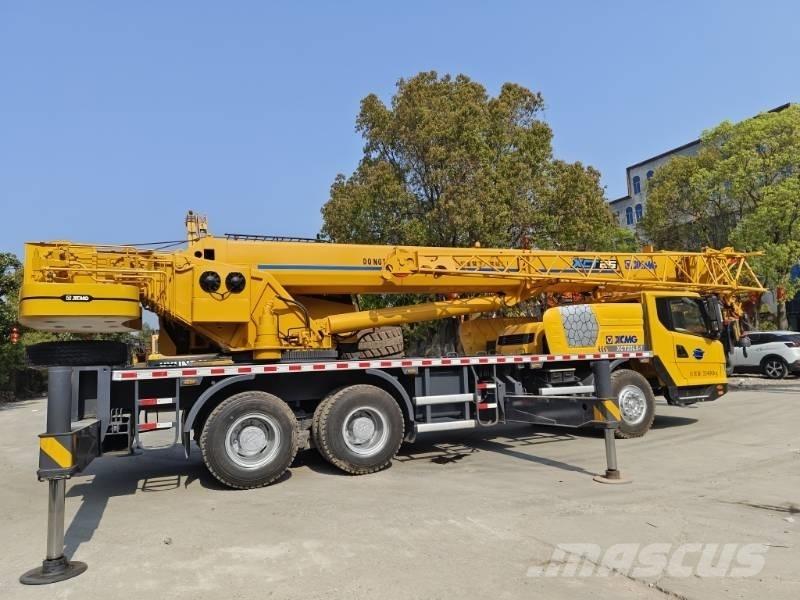 XCMG XCT25L5-1 Univerzálne terénne žeriavy