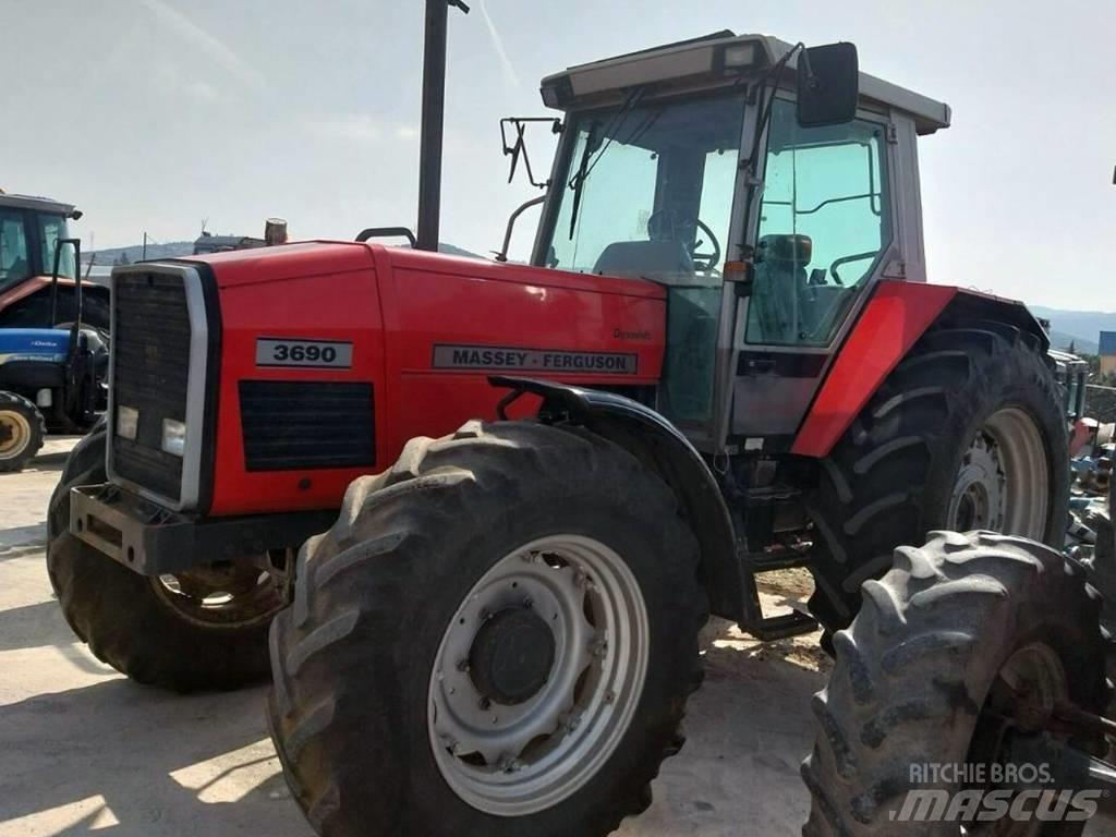 Massey Ferguson 3690 Traktory