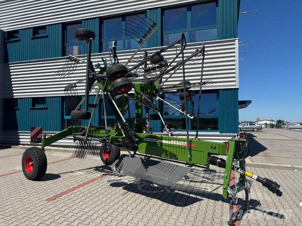Fendt Former 801 Obracače a zhrabovače sena