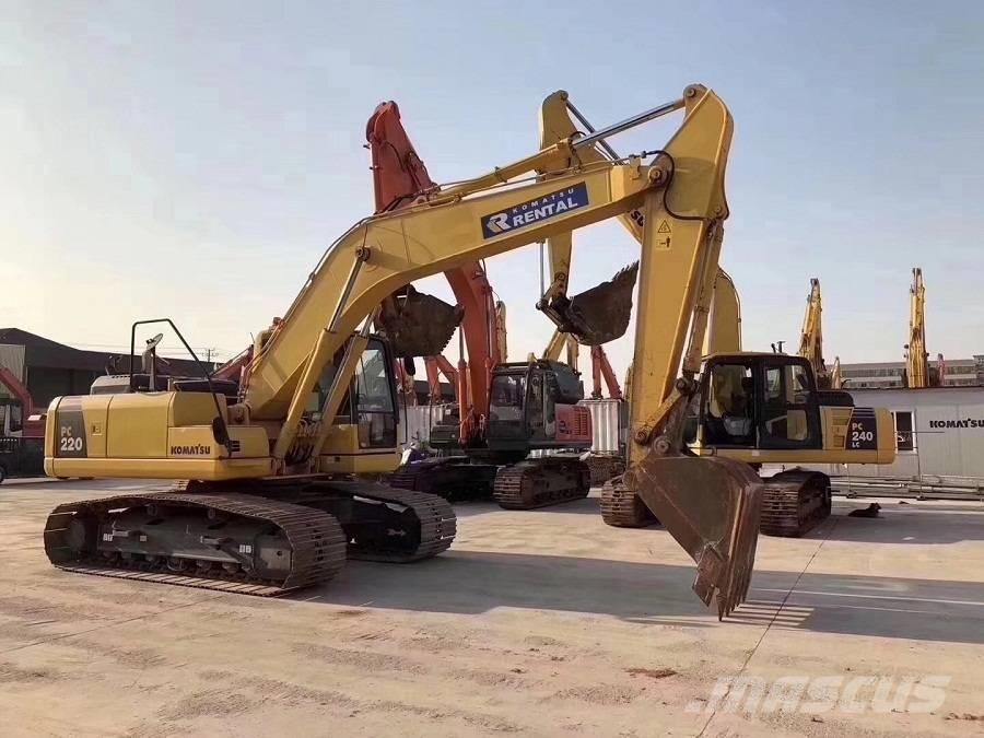 Komatsu pc220-7 Pásové rýpadlá