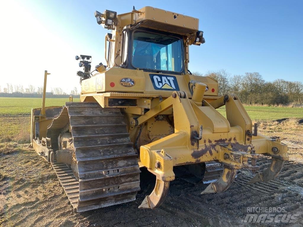 CAT D 6 T LGP Pásové dozéry