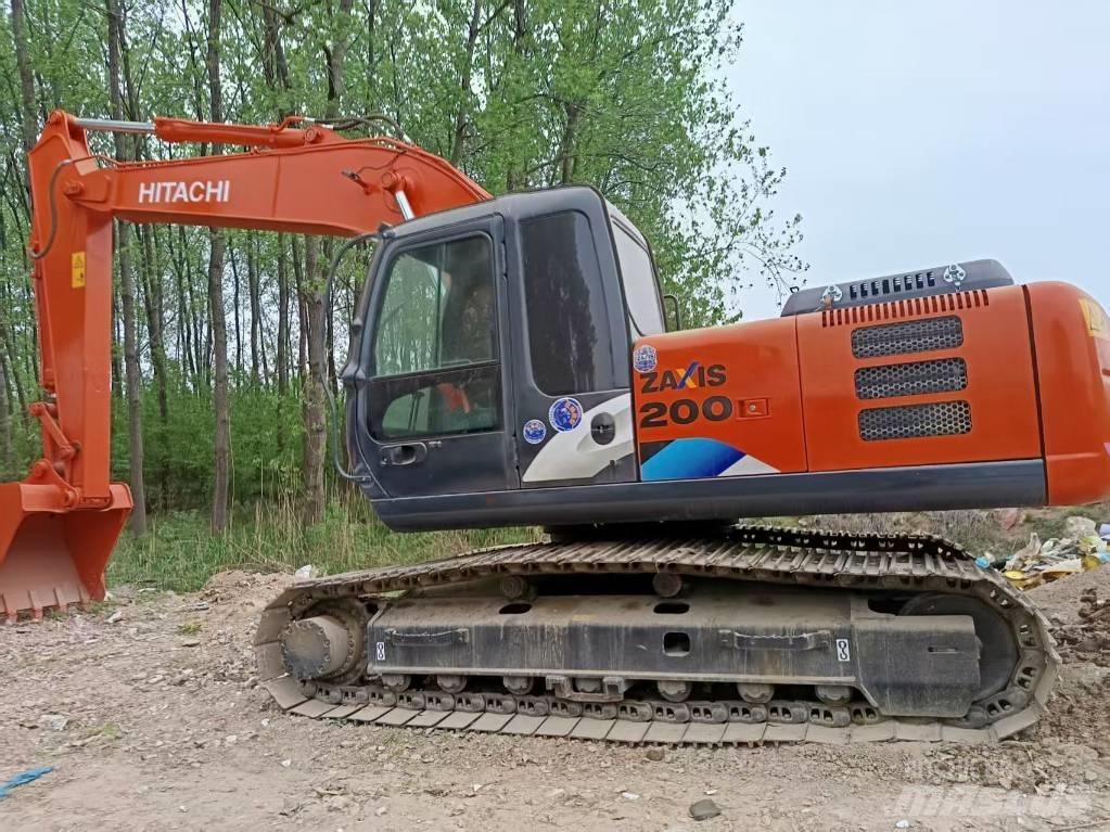 Hitachi ZX200 Pásové rýpadlá
