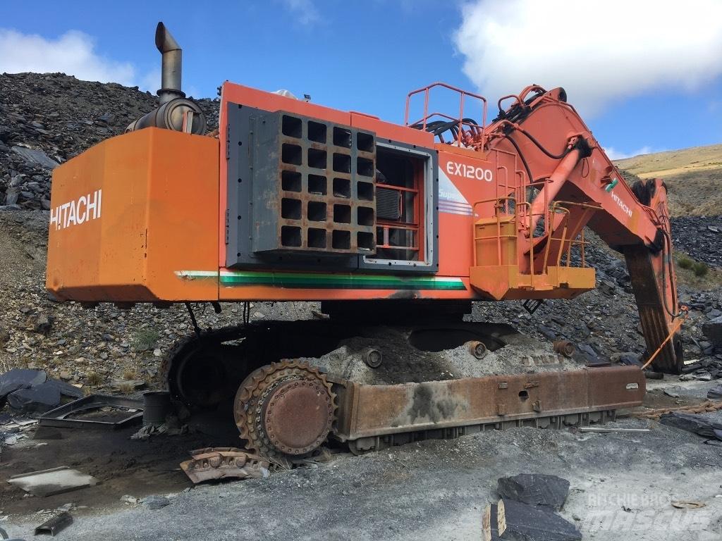 Hitachi EX 1200-5 C Pásové rýpadlá