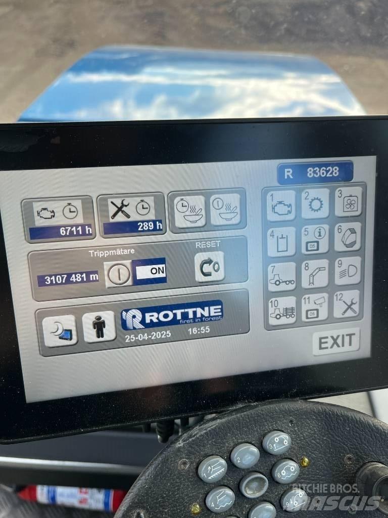 Rottne F15D Lesné traktory