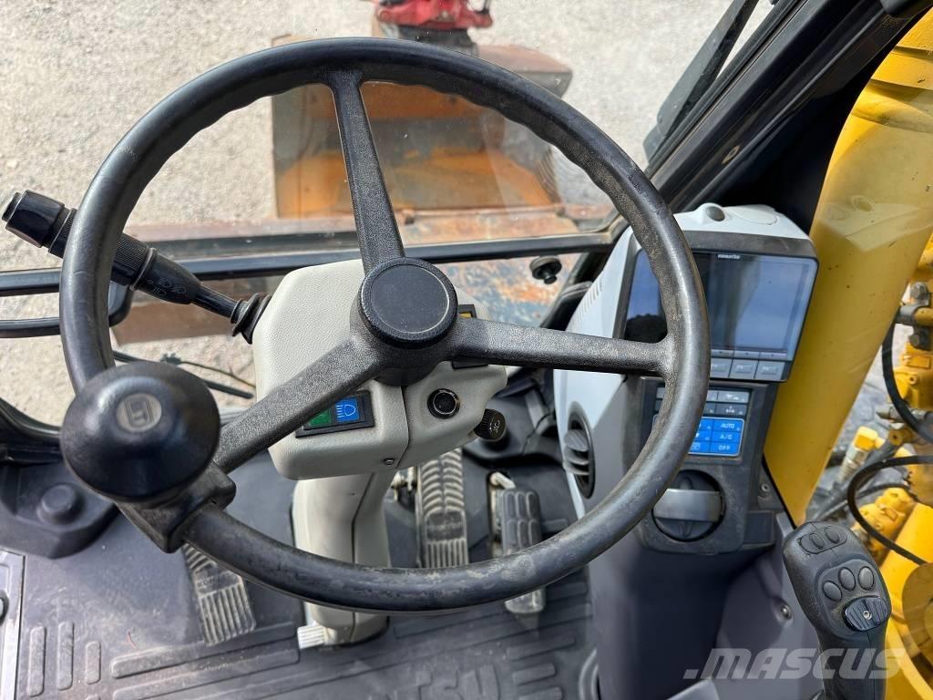 Komatsu PW 148-8 Kolesové rýpadlá