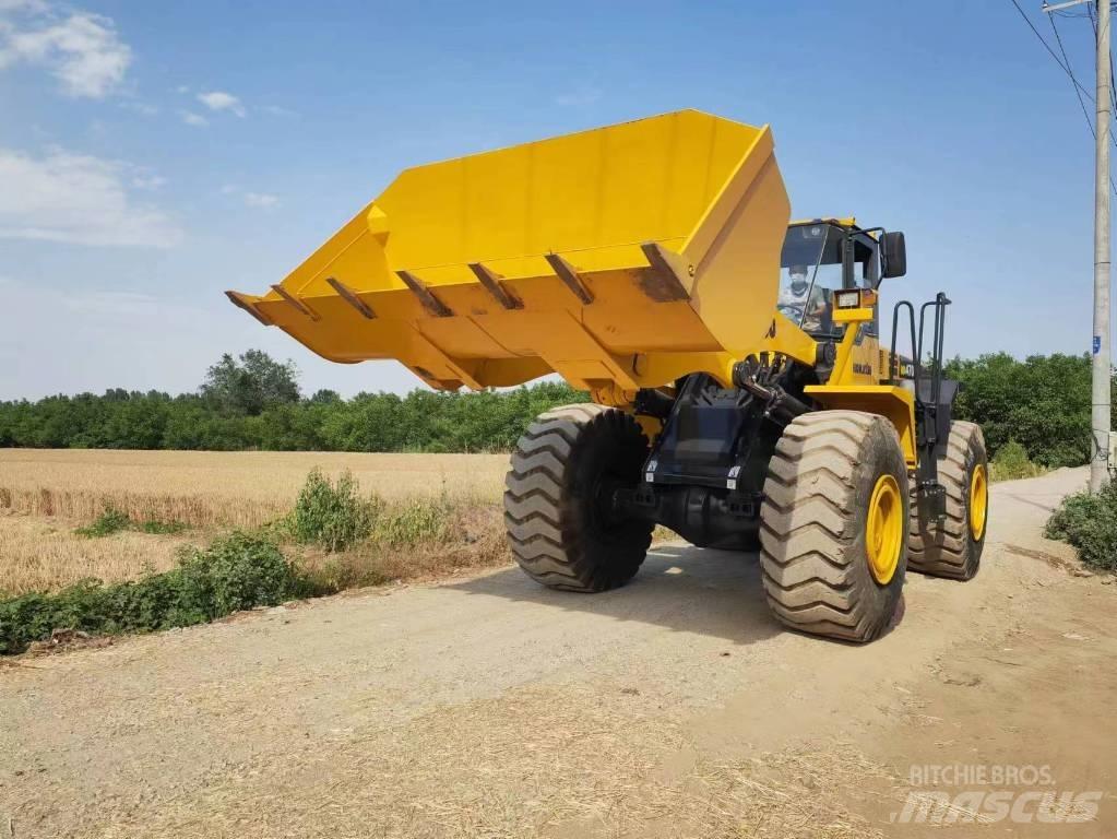 Komatsu WA 470-3 Kolesové nakladače