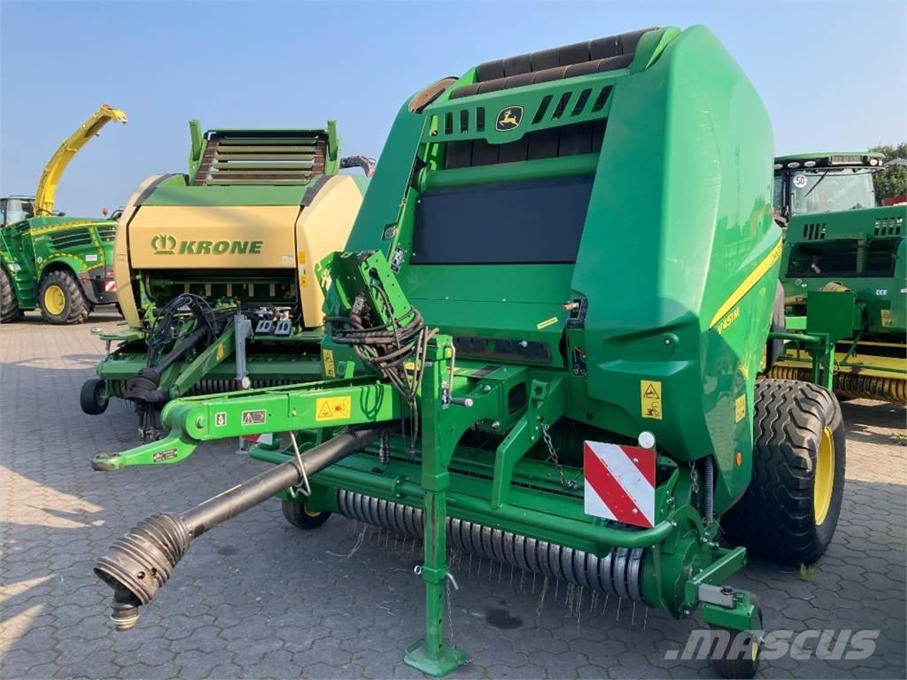 John Deere V451M Lisy na okrúhle balíky