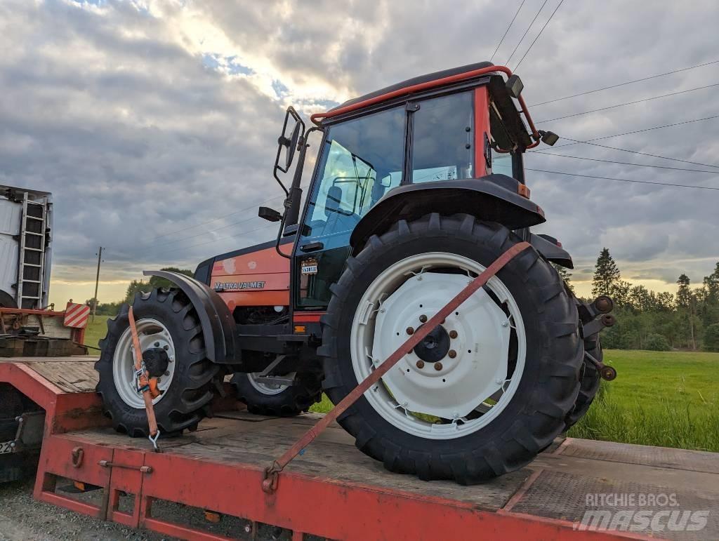 Valtra Valmet 700 Traktory