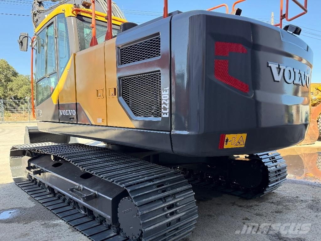 Volvo EC220E Pásové rýpadlá