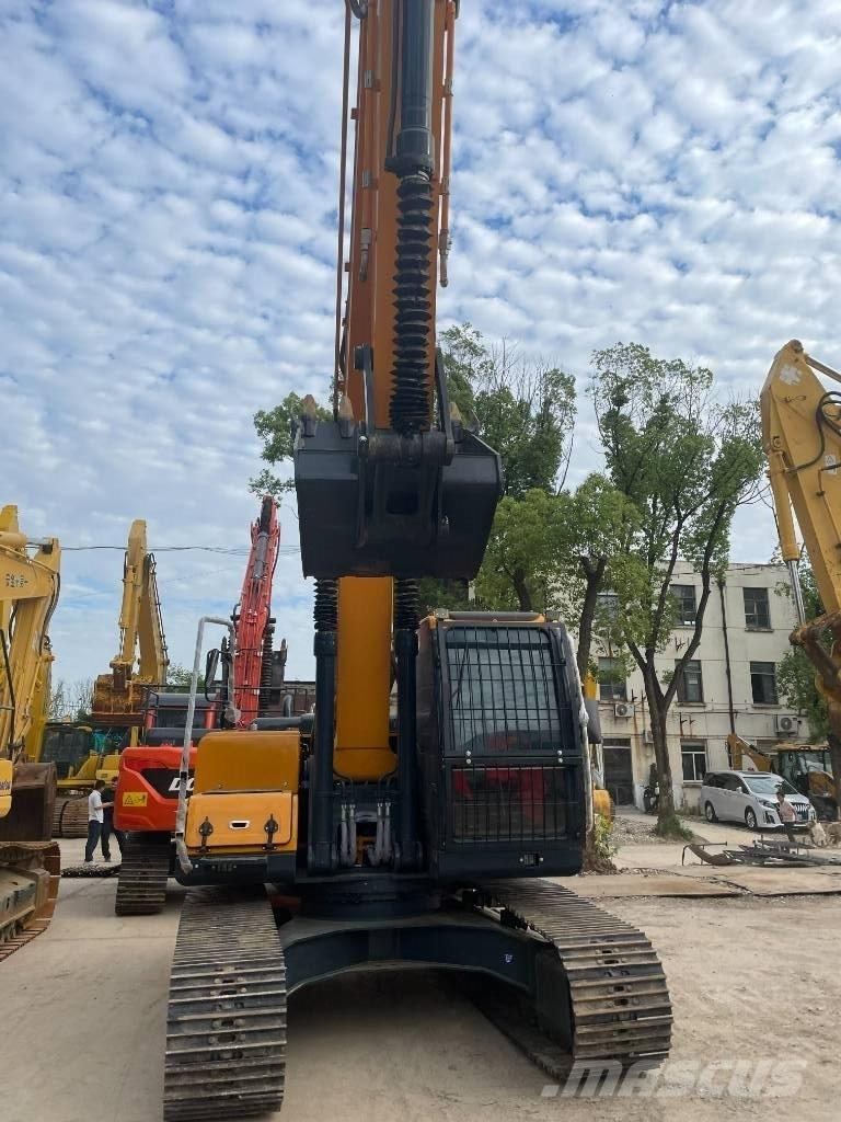 Hyundai 220LC-9S Midi rýpadlá 7 t - 12 t