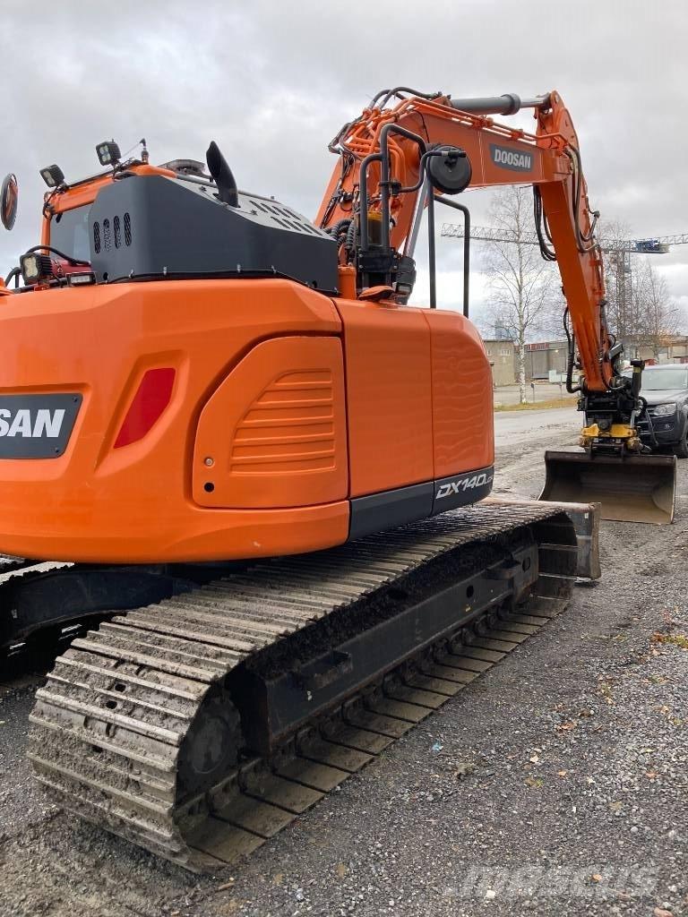 Doosan DX 140 LCR Pásové rýpadlá