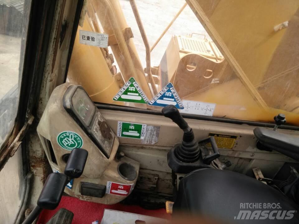 CAT 330 B Pásové rýpadlá