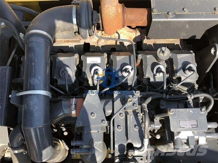 Komatsu PC 450-7 Pásové rýpadlá