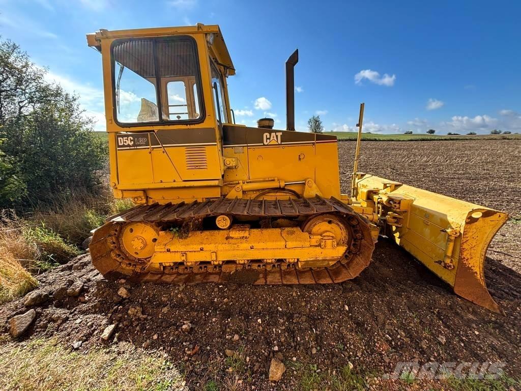 CAT D 5 C Pásové dozéry