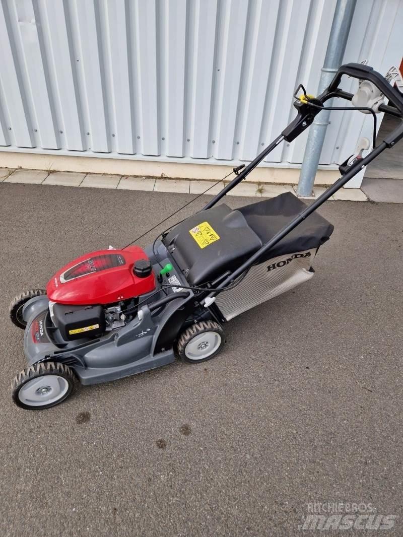 Honda HRX 476 VY Samochodné kosačky