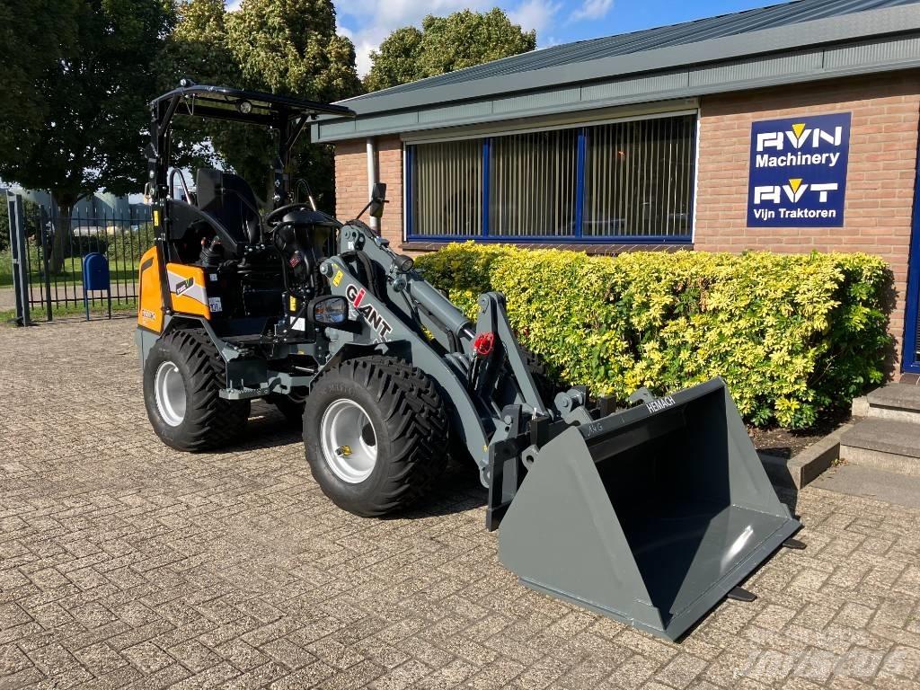GiANT G2500 HD X-Tra Kolesové nakladače