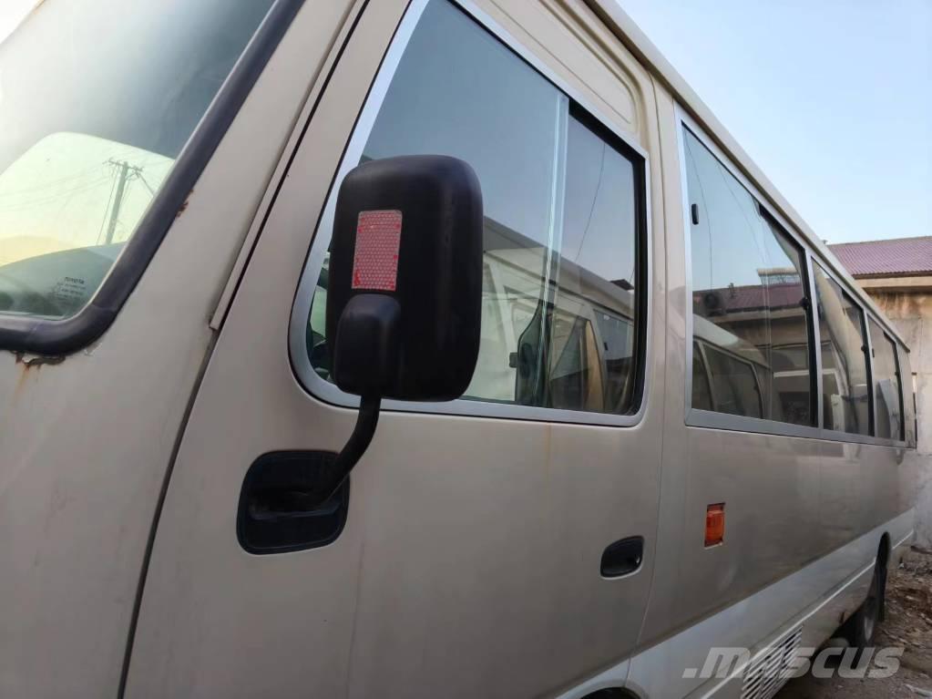 Toyota Coaster Bus Minibusy