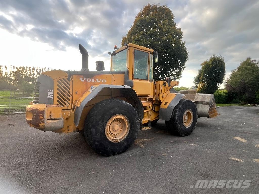 Volvo L120e Kolesové nakladače