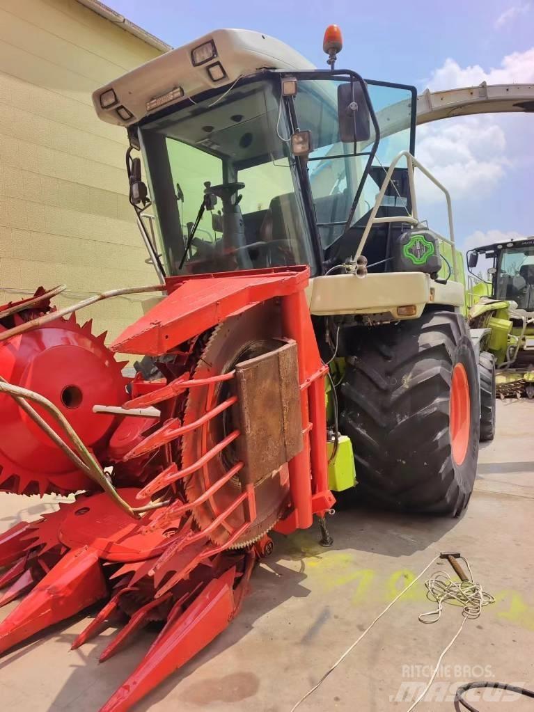 CLAAS Jaguar 870 Samochodné kosačky