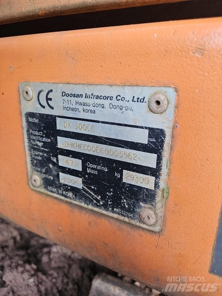 Doosan DX 300 LC-5 Pásové rýpadlá