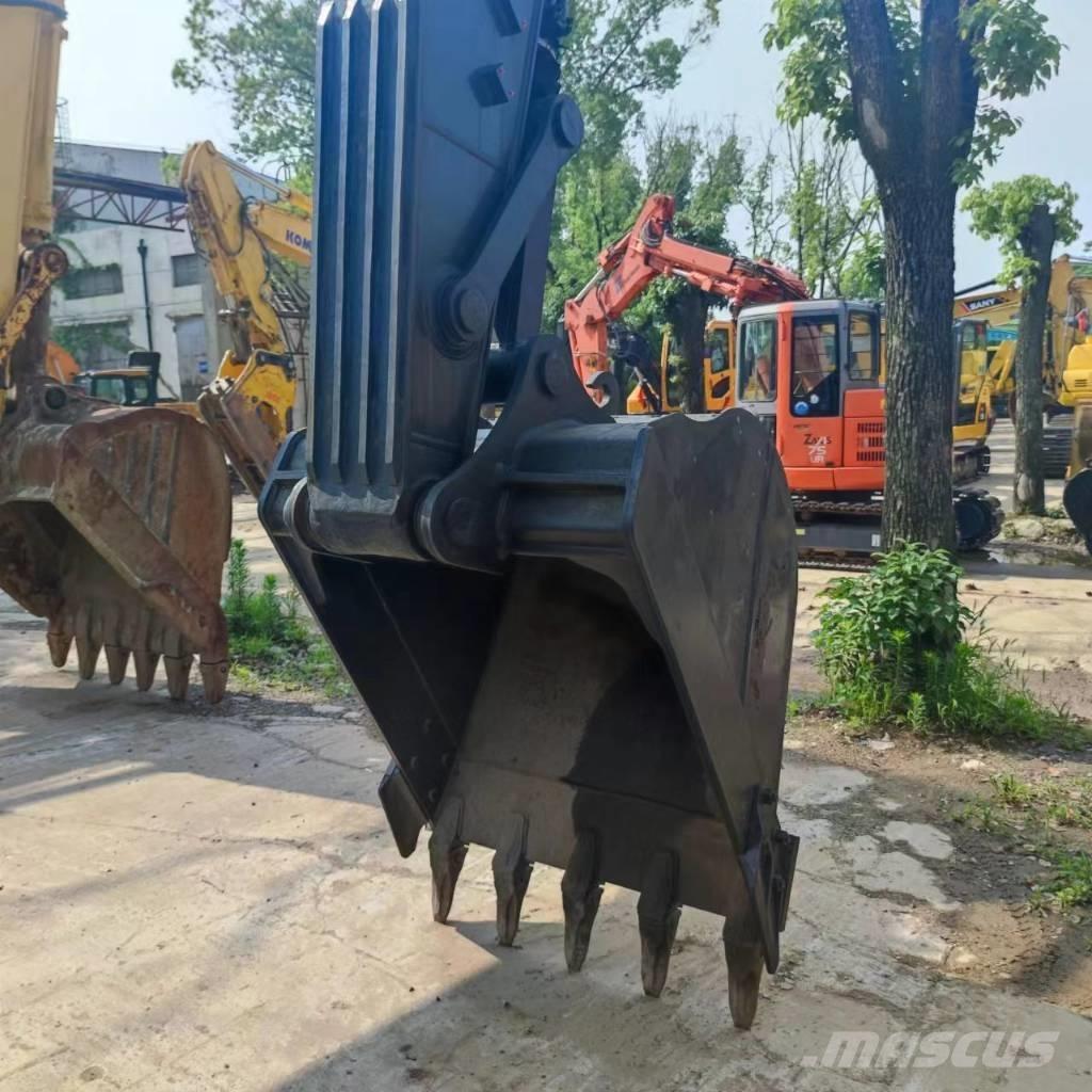Volvo EC 210 D Pásové rýpadlá
