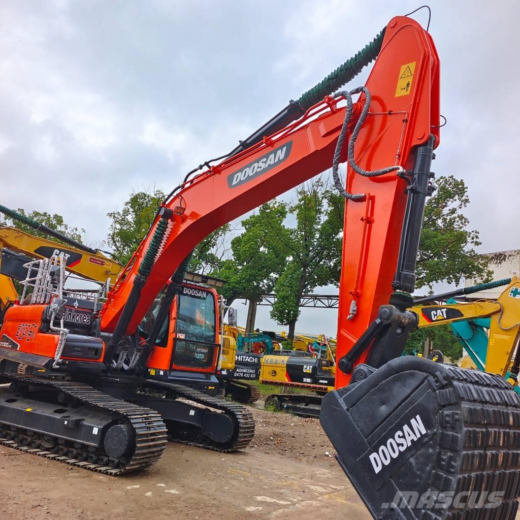 Doosan DX 300 LC-9C Pásové rýpadlá