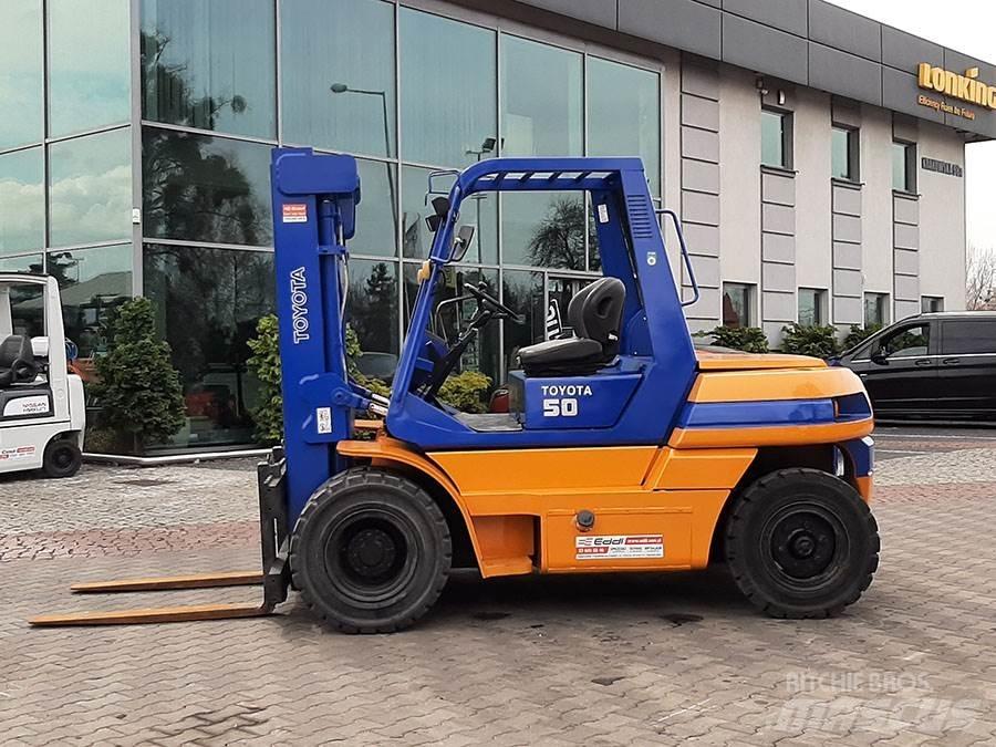 Toyota 5FDF50 Dieselové vozíky