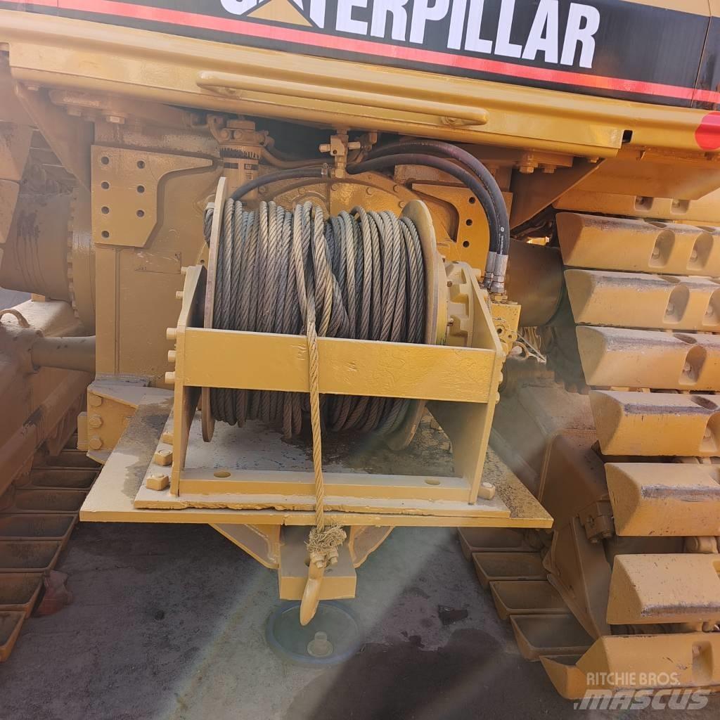 CAT D 7 R Pásové dozéry