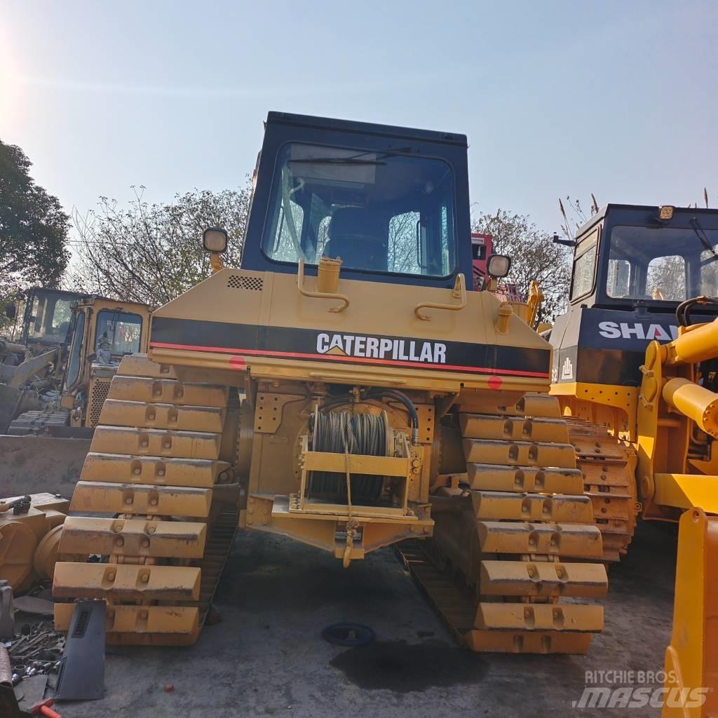 CAT D 7 R Pásové dozéry