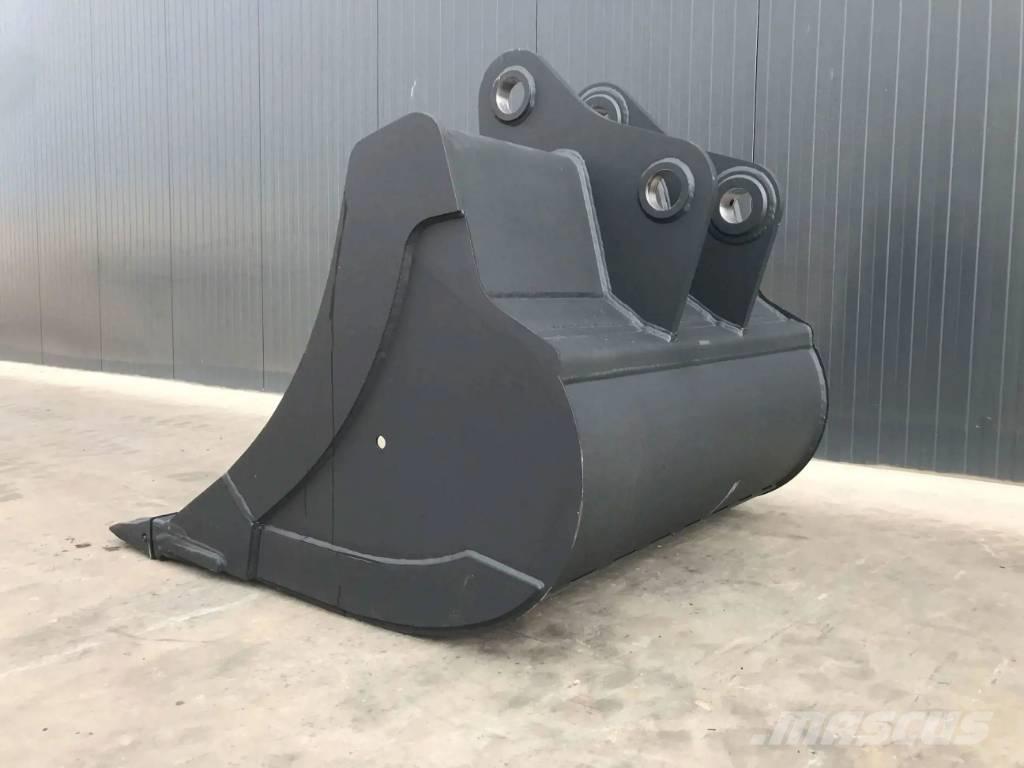 Komatsu PC228 Lopaty