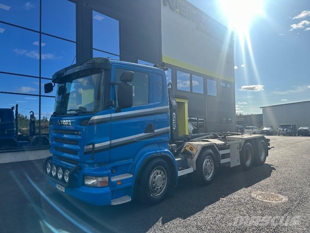 Scania R420 8X4/4 Hákový nosič kontajnerov