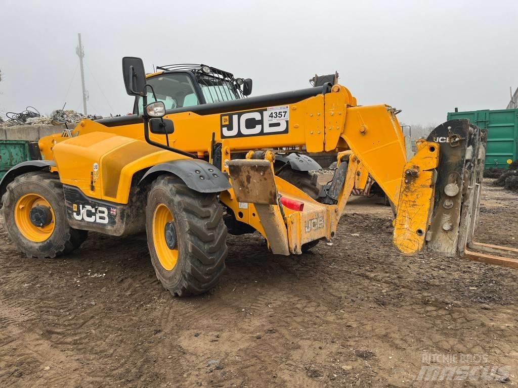 JCB 540-140 Teleskopické manipulátory