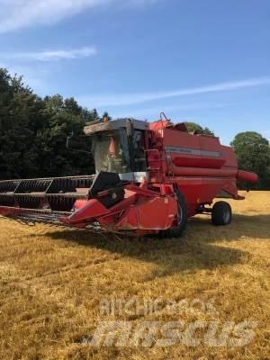 Massey Ferguson 36 Kombinované zberacie stroje